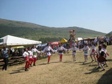  Границата пак събра българи и сърби