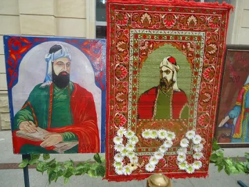 Азербайджан почита гордия Низами