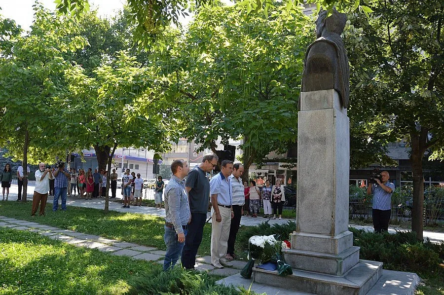 Благоевград се поклони пред Апостола