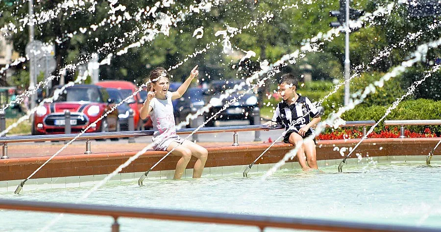 Жълт код за големи жеги в събота