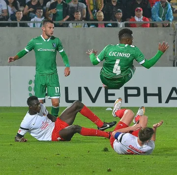 Венци Христов и "Шкендербеу" на пътя на "Лудогорец в ШЛ 