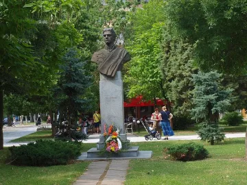 Цветя за Апостола на свободата