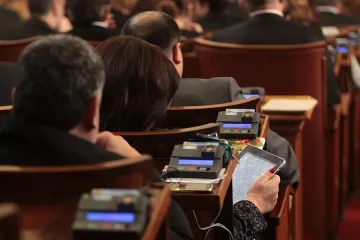 Депутатите ще работят 2 седмици без почивка