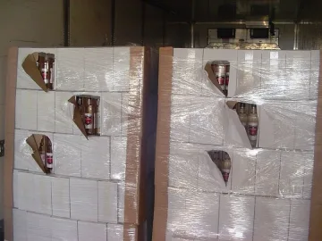 Митничари задържаха 14,5 тона водка, маскирана като ябълков сок