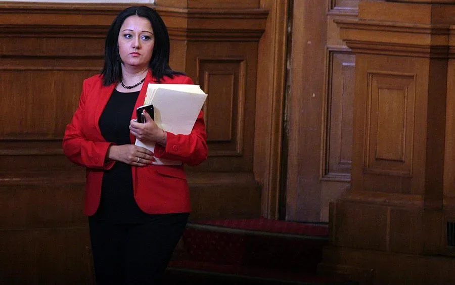 Съдбата на ромите в Гърмен ясна до края на деня