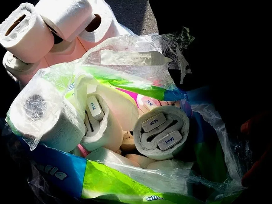 Откриха контрабандни цигари в тоалетна хартия