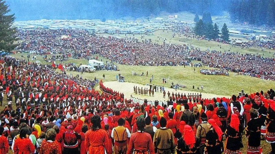 40 000 тропат хоро на Роженския събор