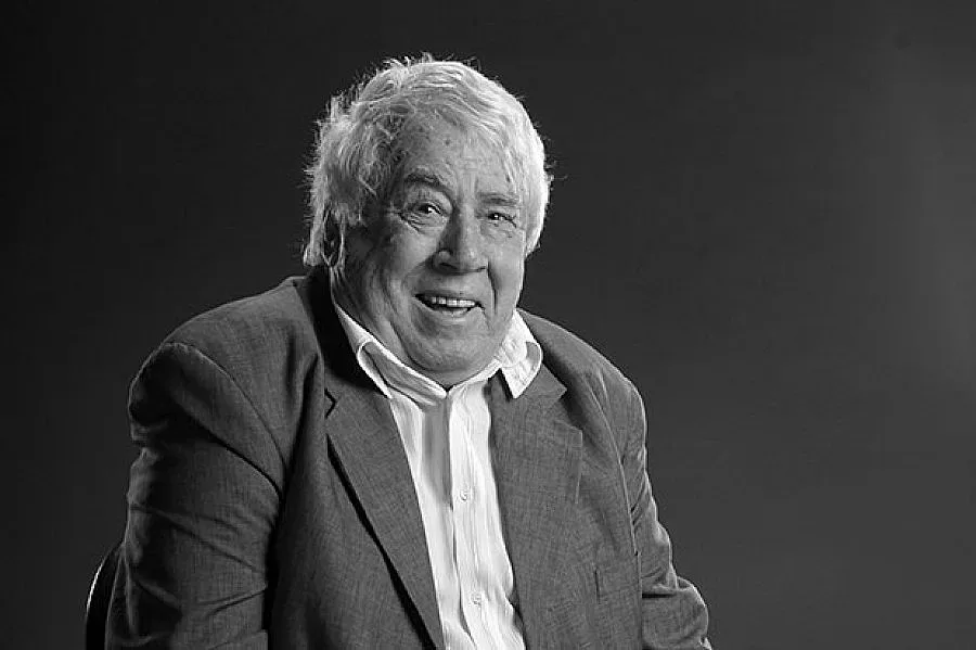 Вдигат до дни паметника на Калата в Бургас