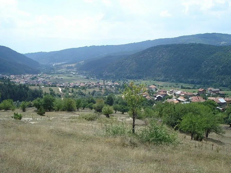 Дъщерята на убития в атентат Мустафа е отличничка в София