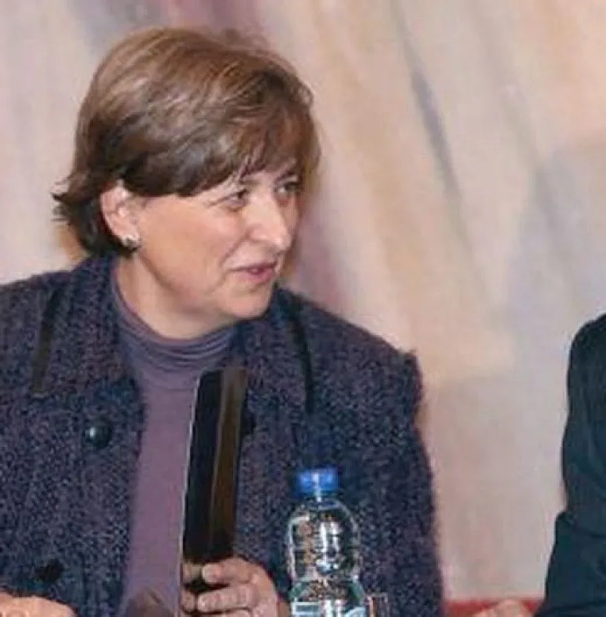 Почина майката на Кирил Добрев