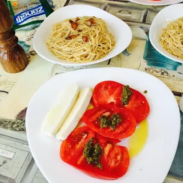 Пиронкова се развихри в кухнята