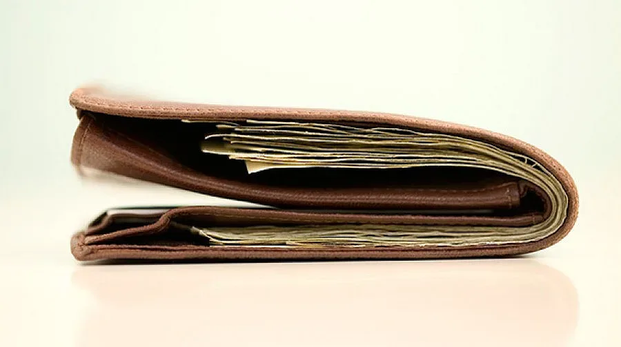 Гърците са 3.5 по-богати от българите