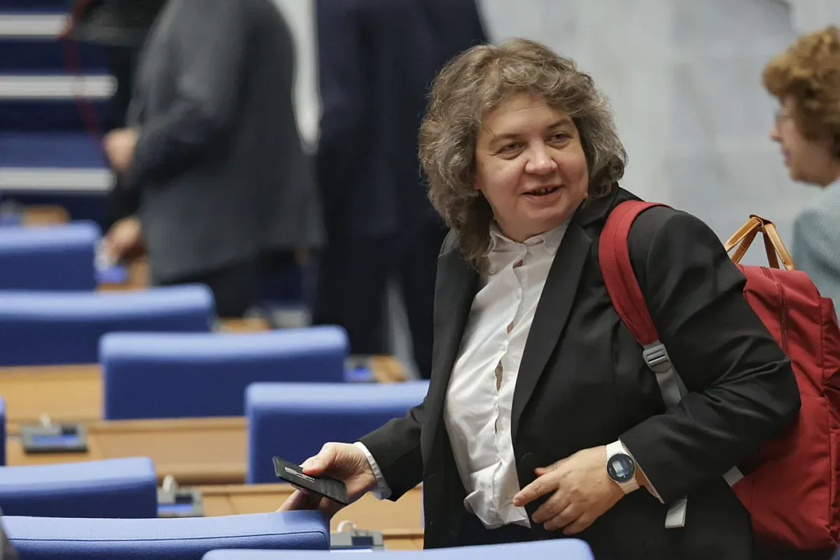 Лена Бориславова защити Киселова след грозна атака от колеги