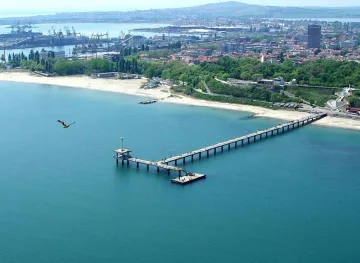 Фестивал на модата взривява Бургас