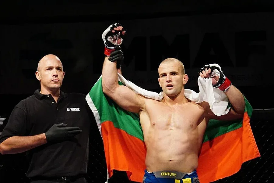 България има вицесветовен шампион по ММА