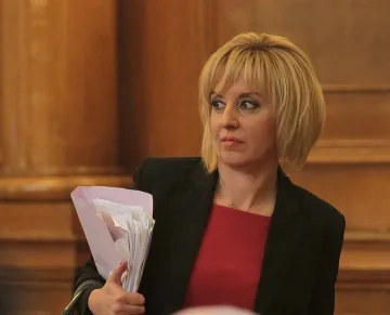 НПО-та искат Мая Манолова за омбудсман