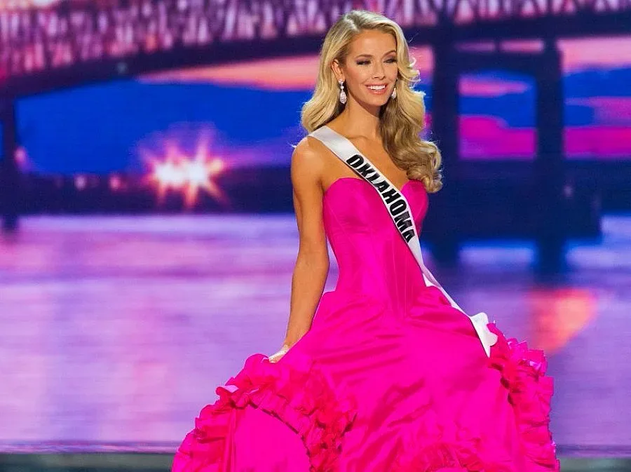 Блондинка стана "Мис САЩ" (ВИДЕО)