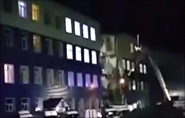 Казарма в Русия рухна, 12 са загинали