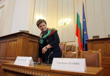 Кристалина и Иванов обсъждат доклада на ЕК за България