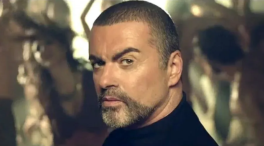 Роднини отписаха Джордж Майкъл