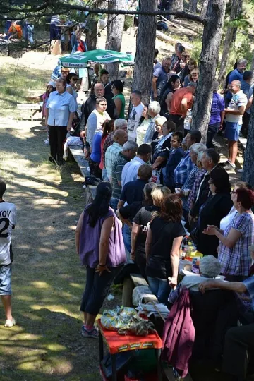 Празнуват два дни в аванс света Марина