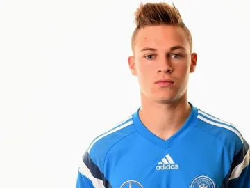 Новак издаде Швайни и Юнайтед