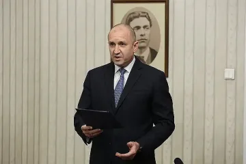 Радев покани на срещи ГЕРБ-СДС и ПП-ДБ