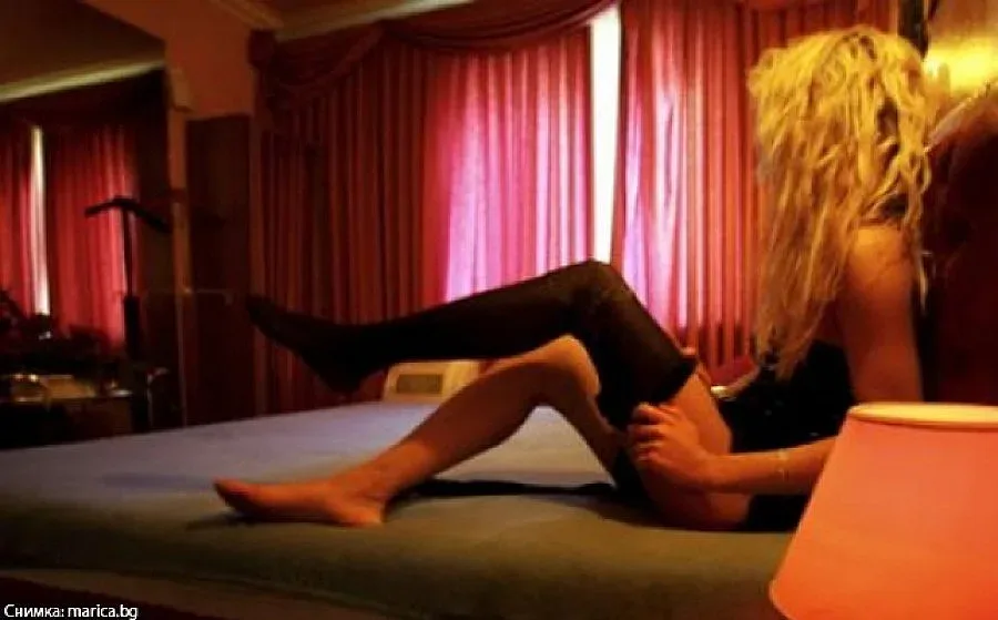 Разбиха мрежа за български проститутки в Ница