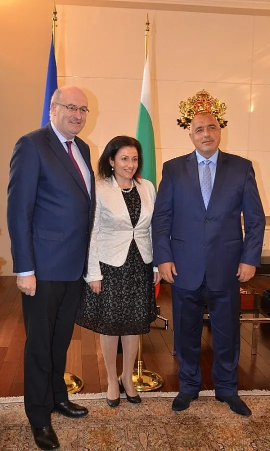 Обмислят помощ за фермери заради ембаргото на Русия