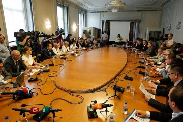 Депутатите гласуваха оставката на Искров