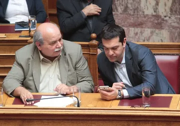 Ципрас затяга още повече колана на гърците