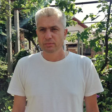 Бунтар в Гърмен приютява роми