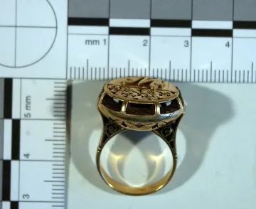 Спипаха БГ банда в Лондон, задигнала злато за над 1 млн. лв.