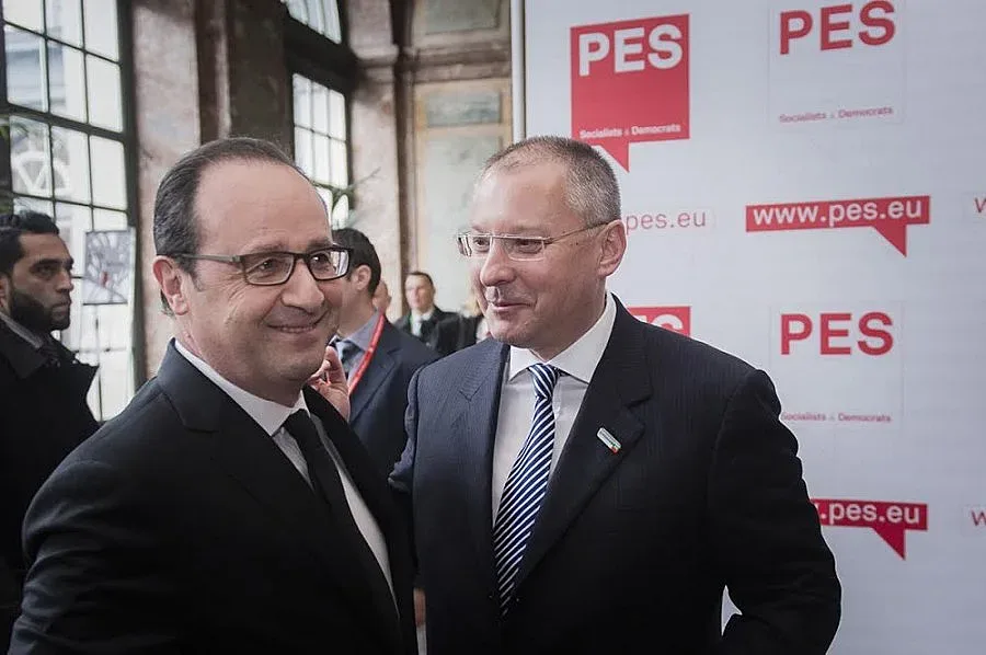 Сергей обсъди Атина с Оланд