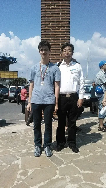 Кърджали награди свой математик за успех в международен турнир