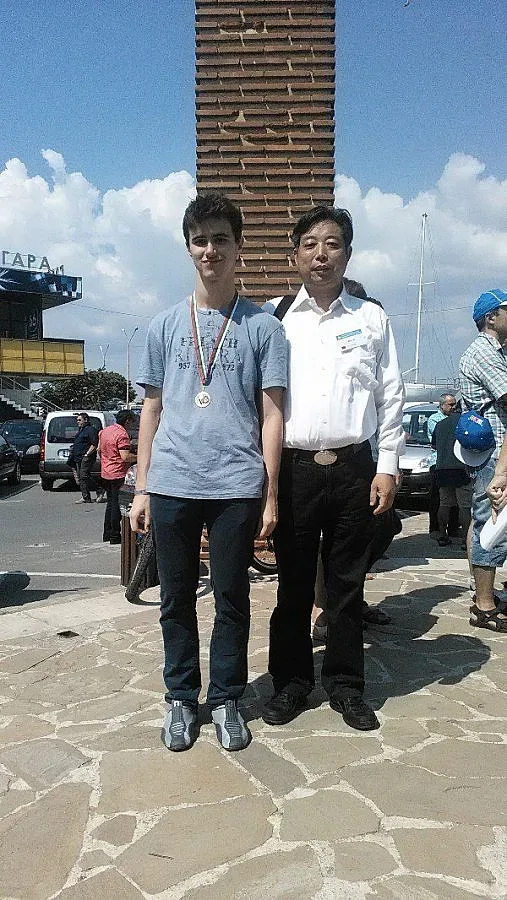 Кърджали награди свой математик за успех в международен турнир