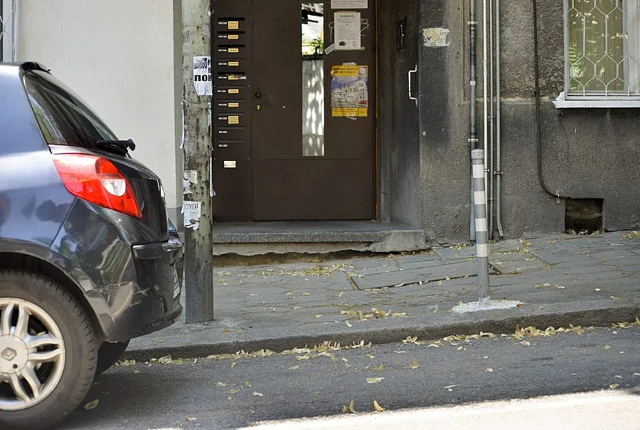 Шефове горят за ченгета биячи (ОБЗОР)