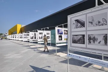 Аеропорт Варна с фотографска изложба