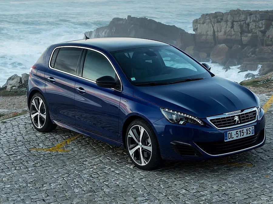 Горещият Peugeot 308 GT