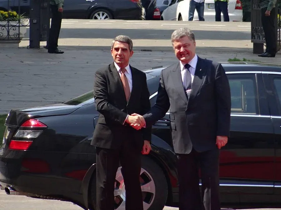 Тръгват отново полети между София и Киев