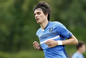 Атанас Курдов подписа с "Левски"