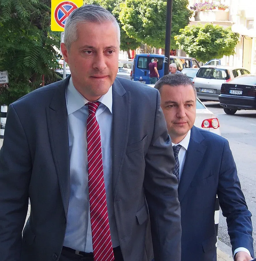 Вътрешни избори обединяват реформаторите за местния вот