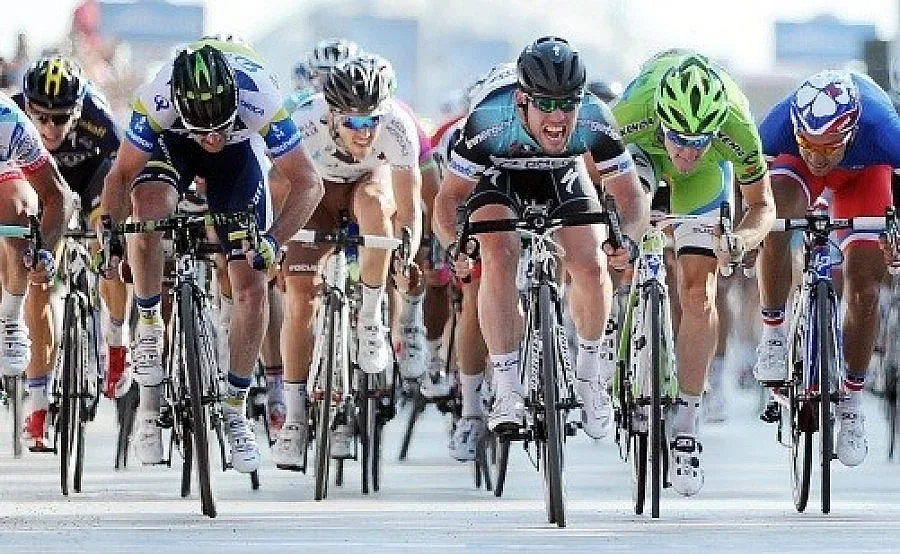 Инцидент на "Тур дьо Франс", 20 колоездачи пострадаха (ВИДЕО)