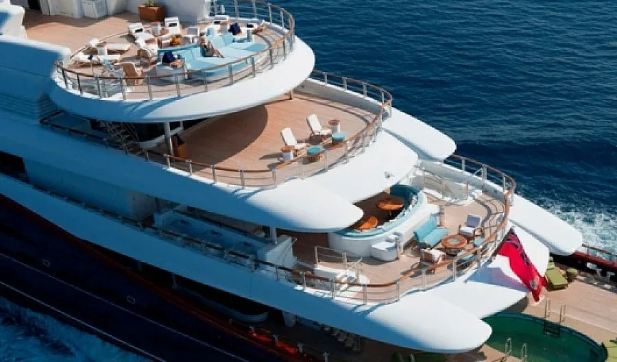 2585 евро на ден, за да закотвите яхтата си