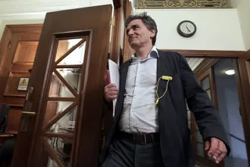 Наследникът на Варуфакис е Евклид Цакалотос