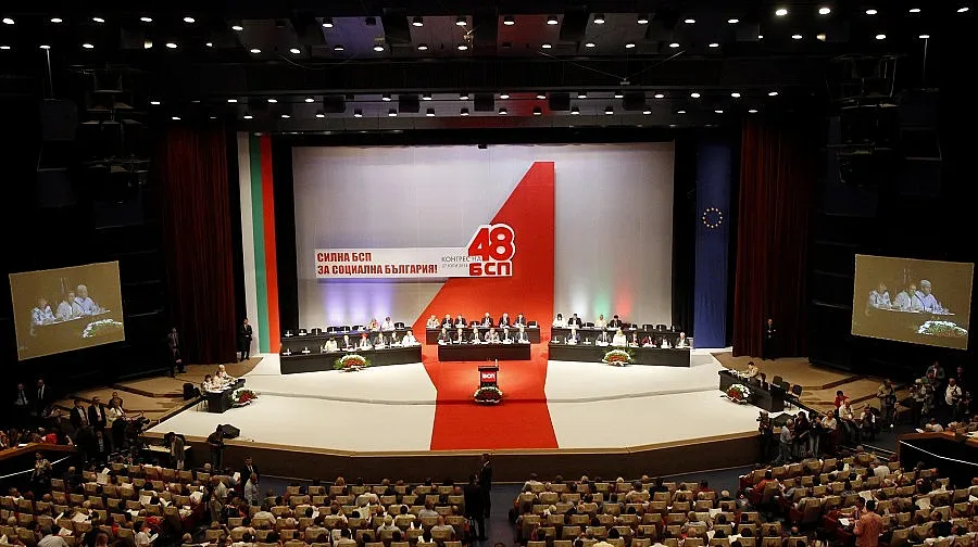 Левицата като барон Мюнхаузен