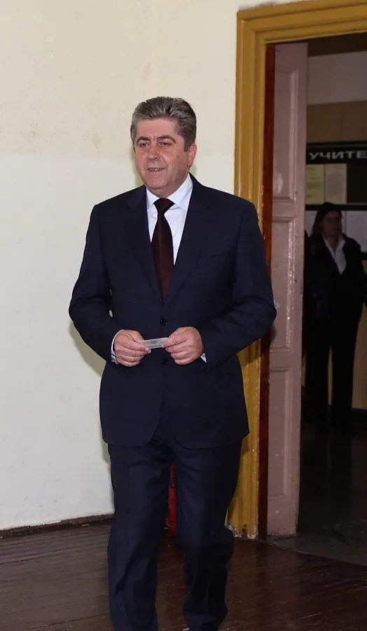 Първанов: Референдумът е вот за президента 