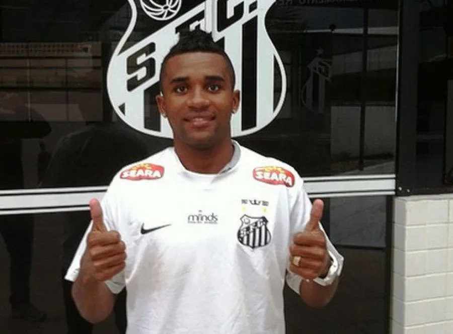 Атакуват шеф заради Сисиньо