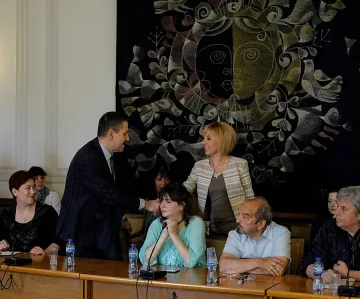 Мая става омбудсман