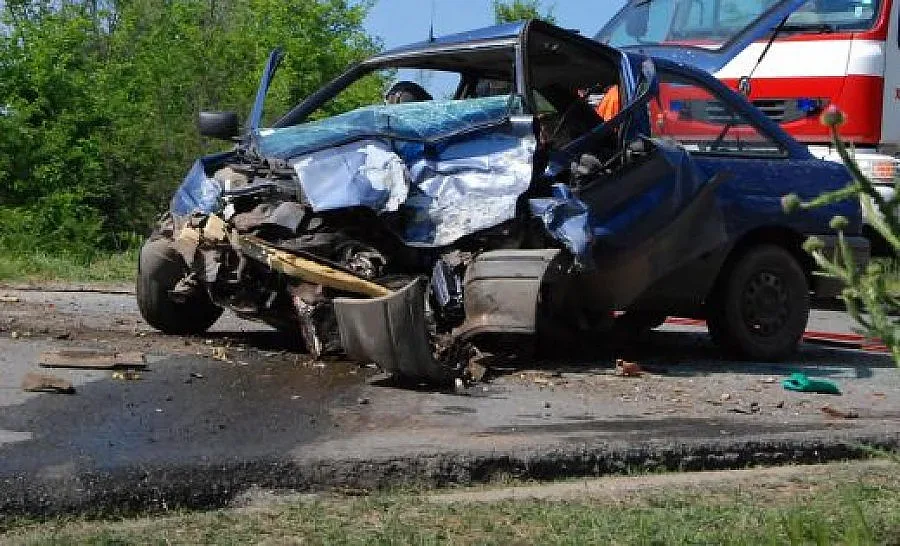 Черен петък на пътя: 9 трупа за 9 часа